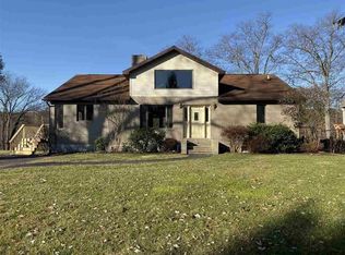 240 Sawmill Rd, Lake Katrine, NY 12449