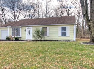 10 Avery Dr, Williamstown, NJ 08094