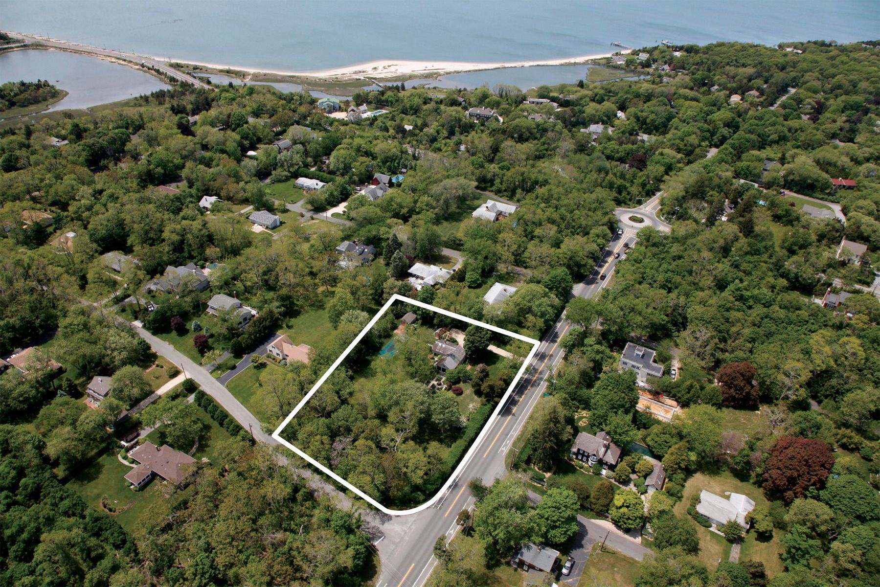 141 Ferry Rd, Sag Harbor, NY 11963 Out East