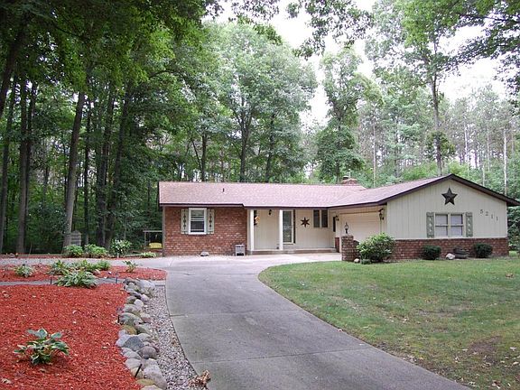 2nd image of 5211 Forestview Ct