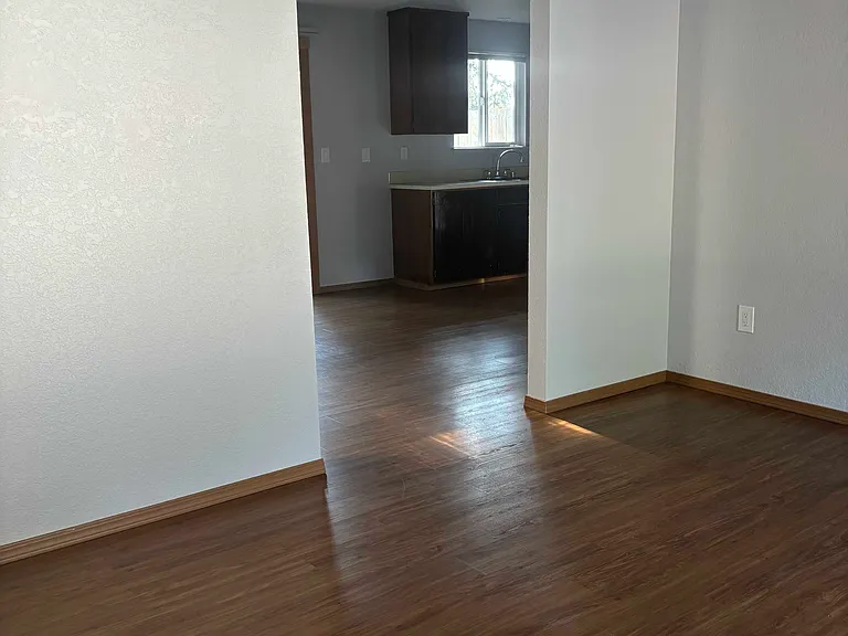 4th Avenue Ct E — Photo 16