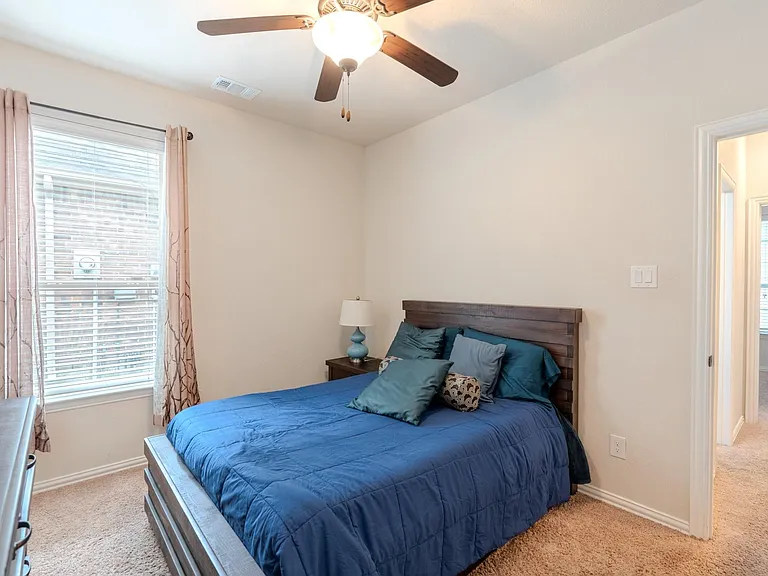 14 Arrowfeather Pl — Photo 30