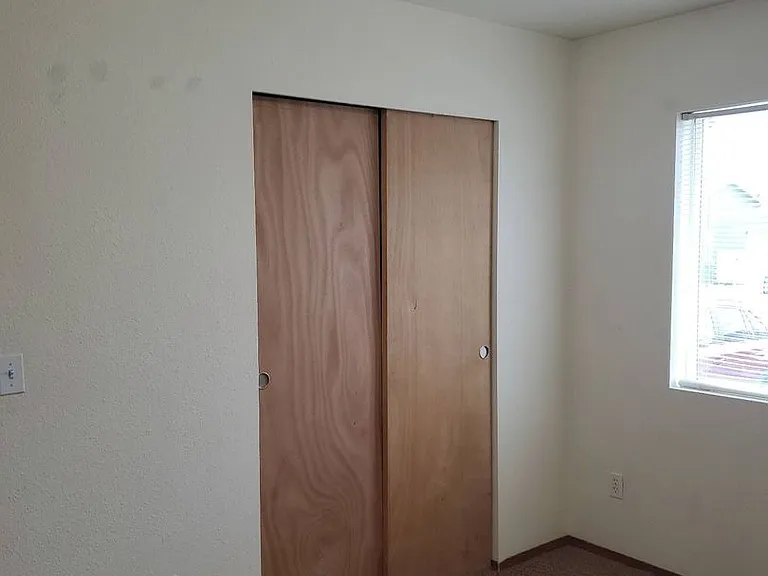 1216 W Franklin St — Photo 11