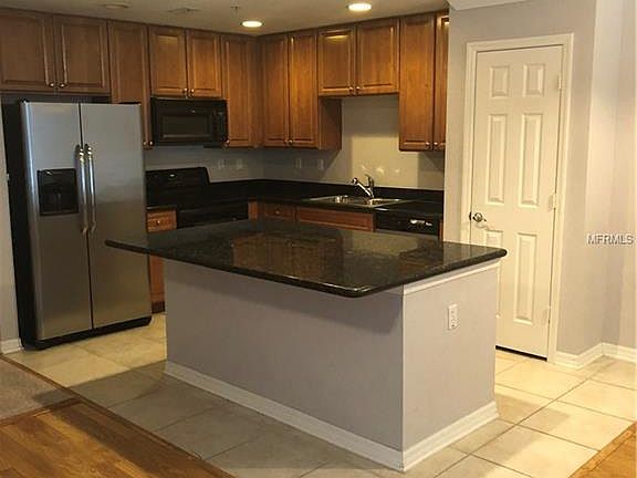 5th image of 9846 W Park Village Dr
