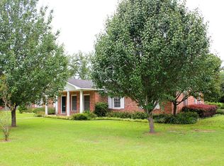 303 E Pine St, Atmore, AL 36502