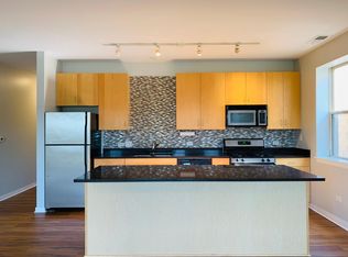 1222 W Taylor St UNIT 301, Chicago, IL 60607