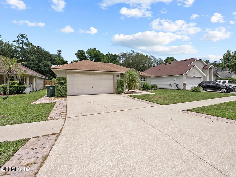 8575 Crooked Tree Dr — Photo 40