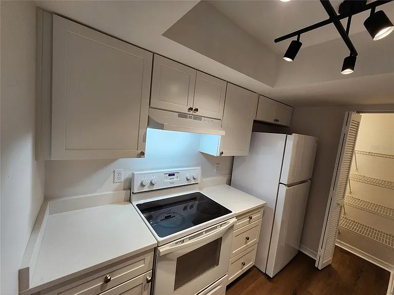 5823 SW 9th Pl #H-55 — Photo 20