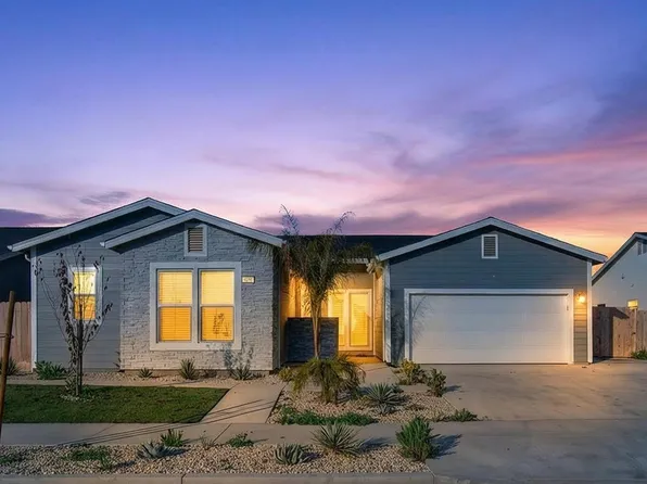 3735 N Santa Fe Street N, Visalia, CA 93292