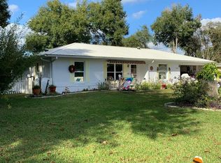 1366 County Road 441, Lake Panasoffkee, FL 33538