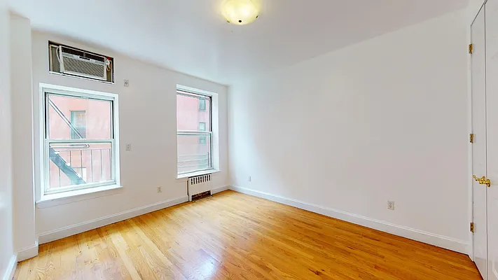 Rented by Bond New York | media 6