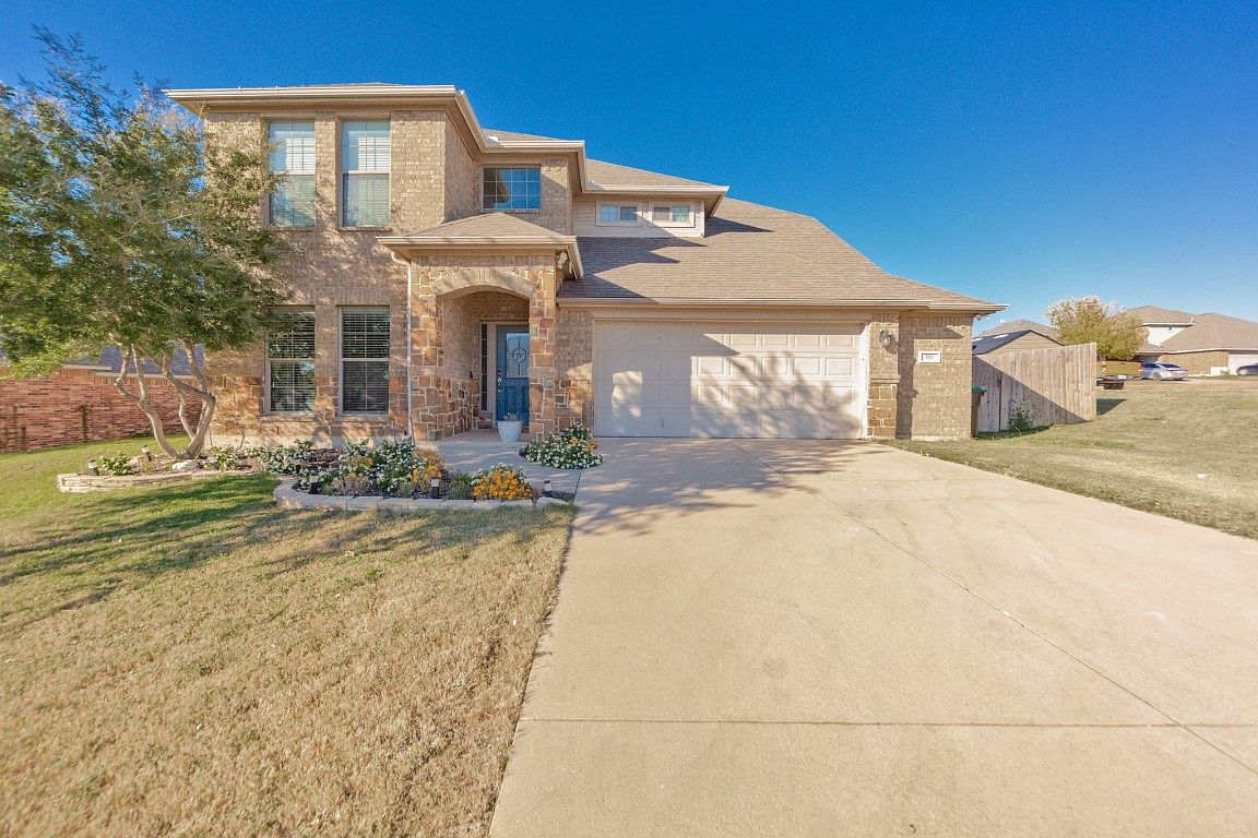 102 Smokehouse Ct, Newark, TX 76071 Zillow