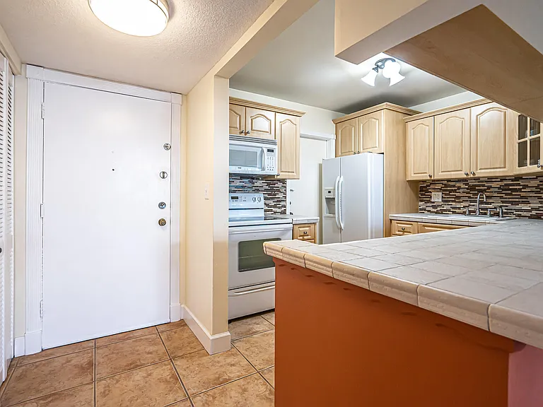 1801 S Ocean Dr #332 — Photo 10