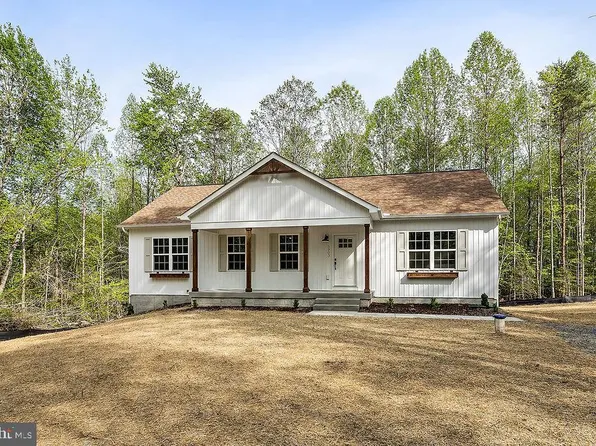 5903 Stubbs Bridge Rd, Mineral, VA 23117