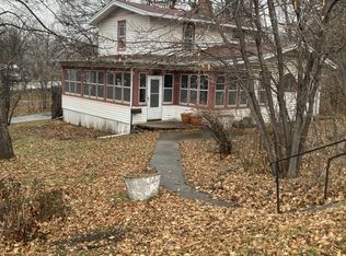 109 Minnetonka Ave S, Wayzata, MN 55391