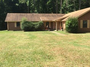 255 Handley Ct, Tyrone, GA 30290