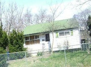 11 Cypress St, Central Islip, NY 11722