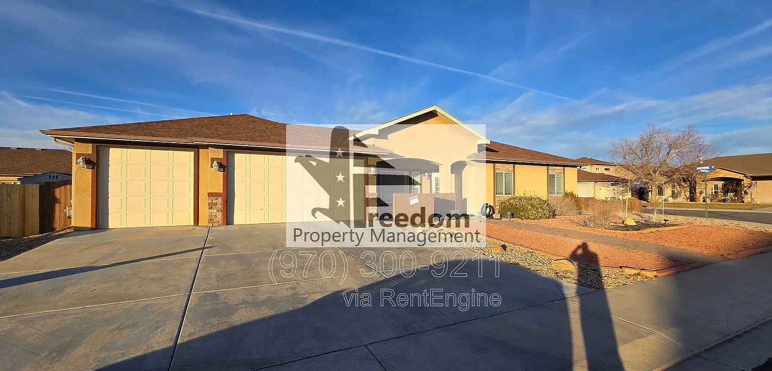 4 bed, 2.0 bath, 1698 sqft, $2,300 — Photo 1
