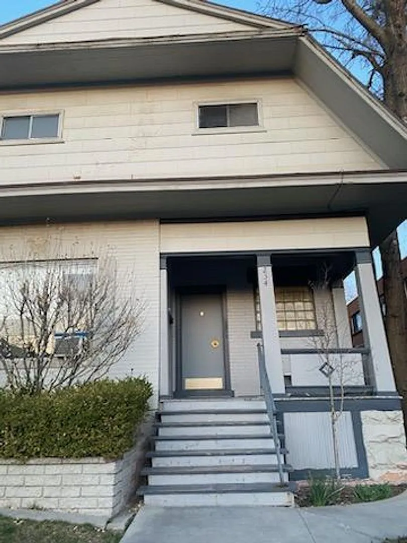 234 F. Street East — Photo 2
