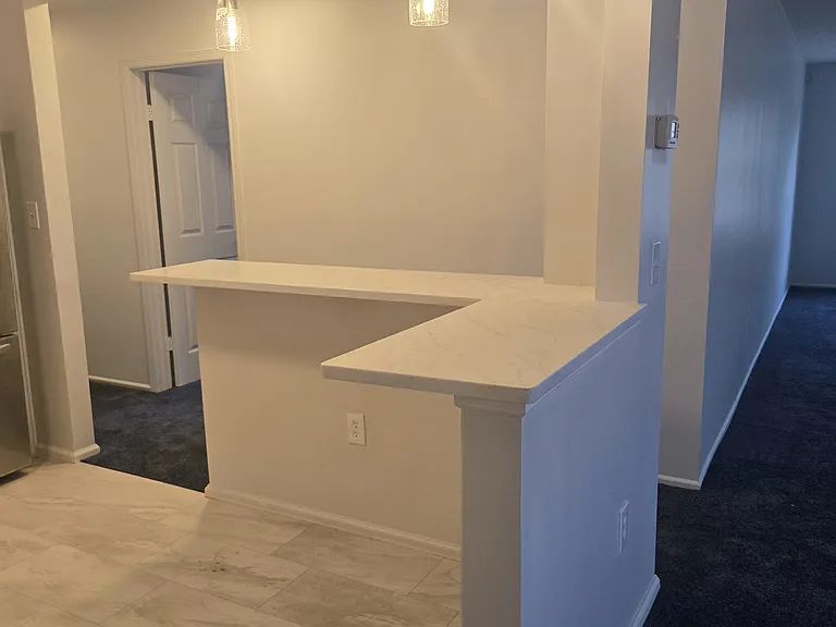 36 Racquet Rd — Photo 9