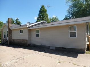 2894 Territorial Rd, Benton Harbor, MI 49022