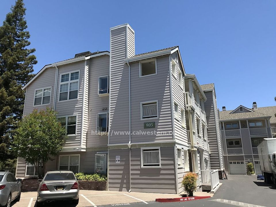 1st image of 905 Sunrose Ter APT 105
