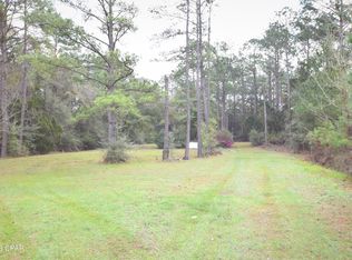 6509 Dogtrack Rd, Ebro, FL 32437