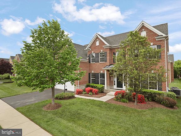 4th image of 4002 Woodberry Meadow Dr