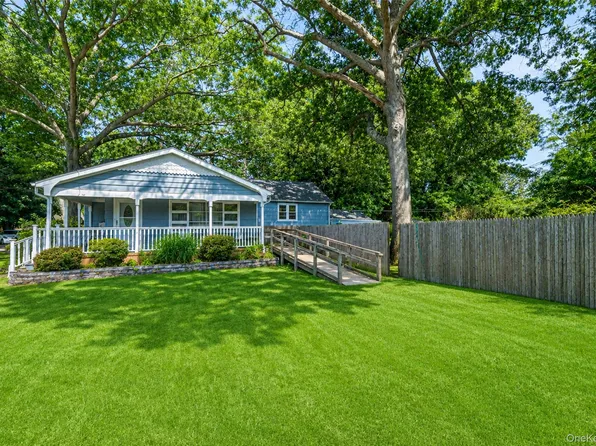 3 Curtis Drive, Sound Beach, NY 11789