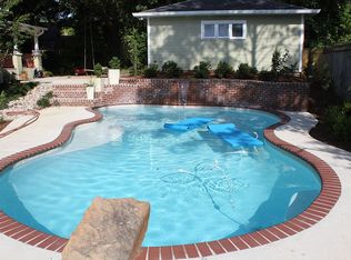 1619 Vicklan St, Vicksburg, MS 39180