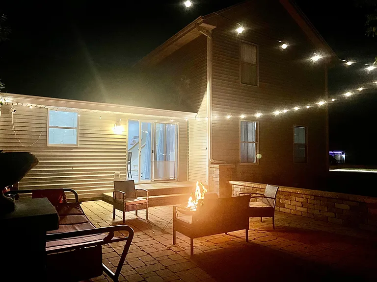 406 Wedgewood Ln — Photo 4
