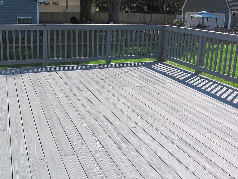 32 Riverside Dr — Photo 16