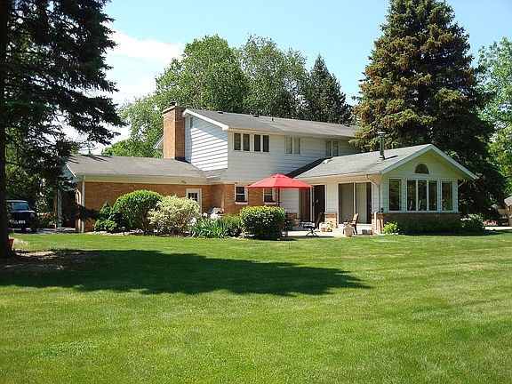 showing patio and family roo