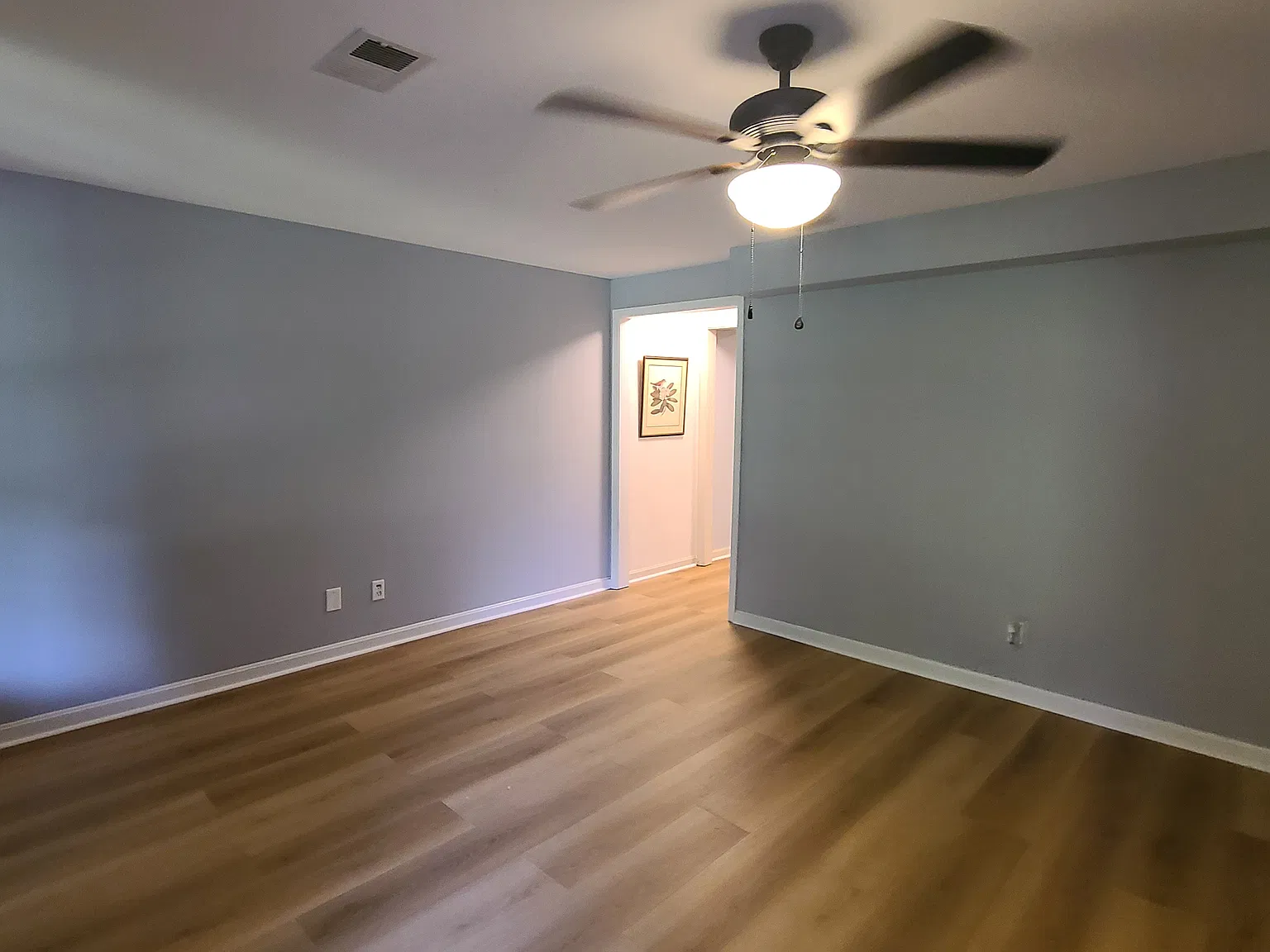 10903 Shady Hollow Dr — Photo 2