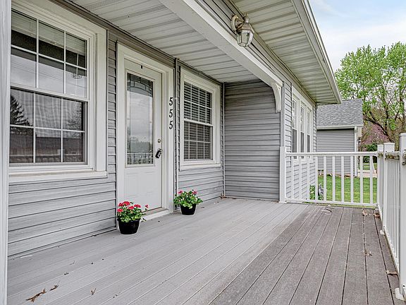 5th image of 555 N Maddux St