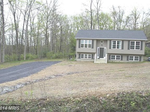 3rd image of 656 Lake Dr