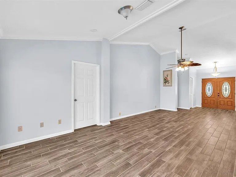 1702 Horseshoe Dr — Photo 6
