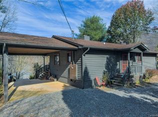 399 Utah Mountain Rd, Waynesville, NC 28785
