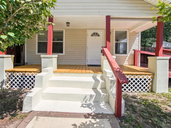 120 N Davis Ln, Defuniak Springs, FL 32433