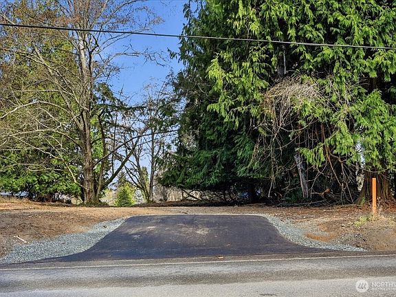 2nd image of 7 xx Sandy Point Road