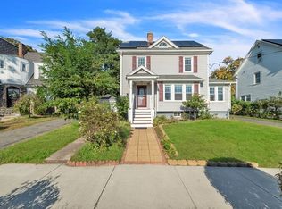 19 Knollwood St, Springfield, MA 01104