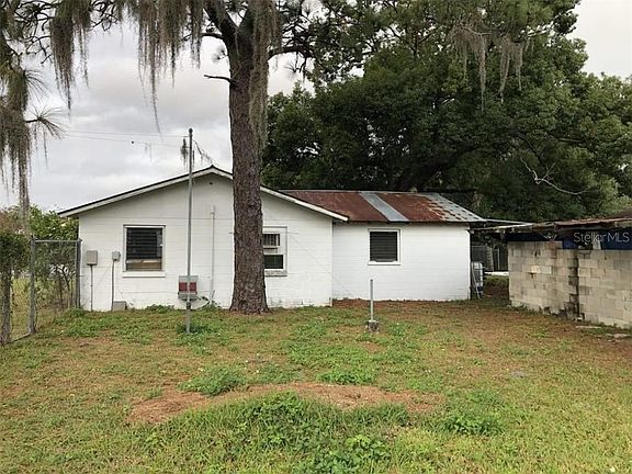 2nd image of 725 Hennessee St