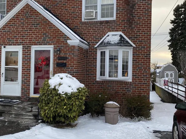 2008 Murray St, Philadelphia, PA 19115