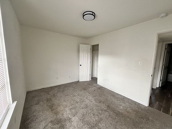 4th image of 183 Campbell St APT 202