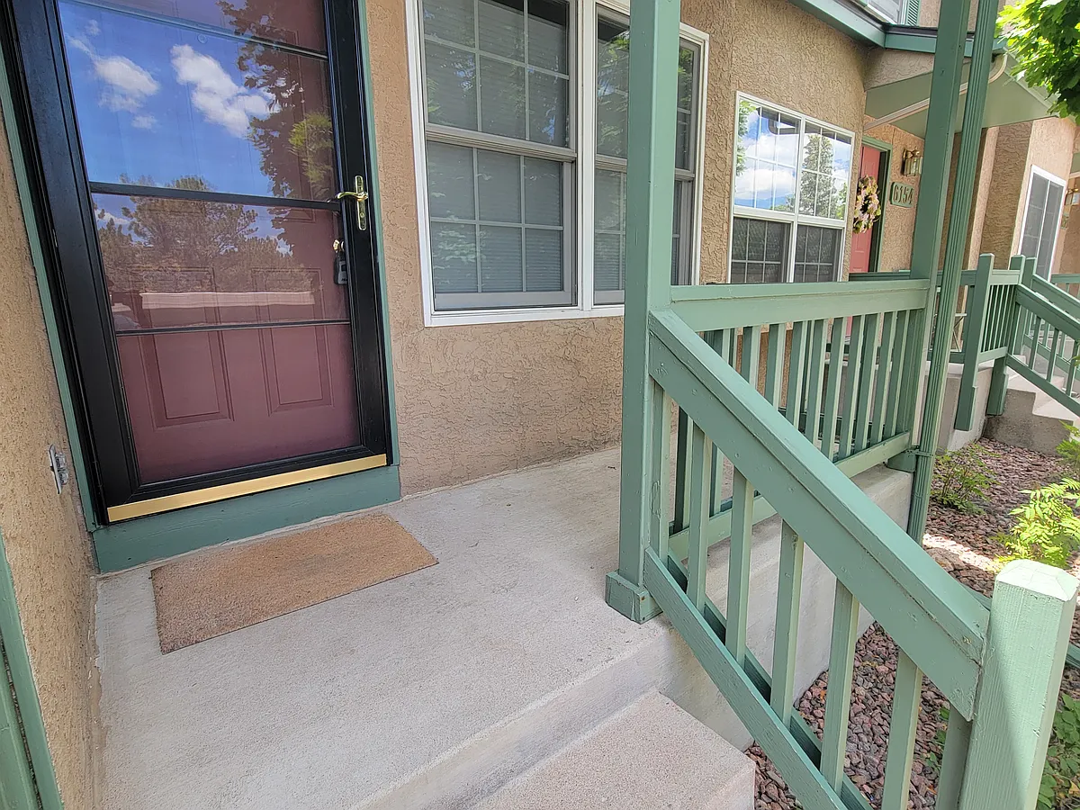 Building Photo - 6150 Colony Cir