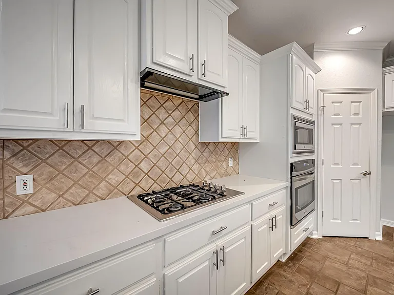 10311 Pitcataway Dr — Photo 9