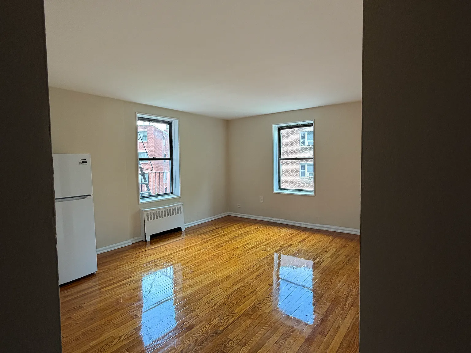84th Dr — Photo 3