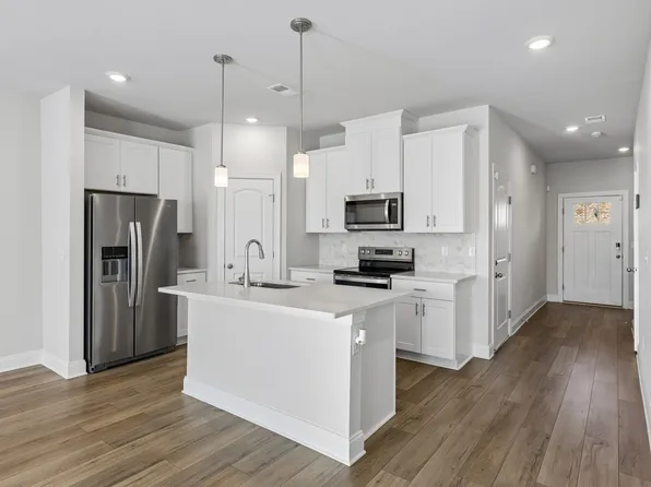 361 Coleman Ct, Columbia, TN 38401