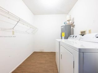 449 NE Redrock Ct, Port Saint Lucie, FL 34983