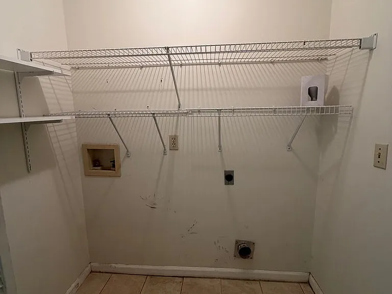 911 Black Willow Dr — Photo 11